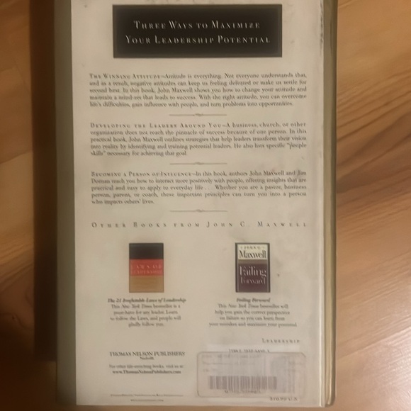 John C Maxwell- 3 books in one - Picture 2 of 3